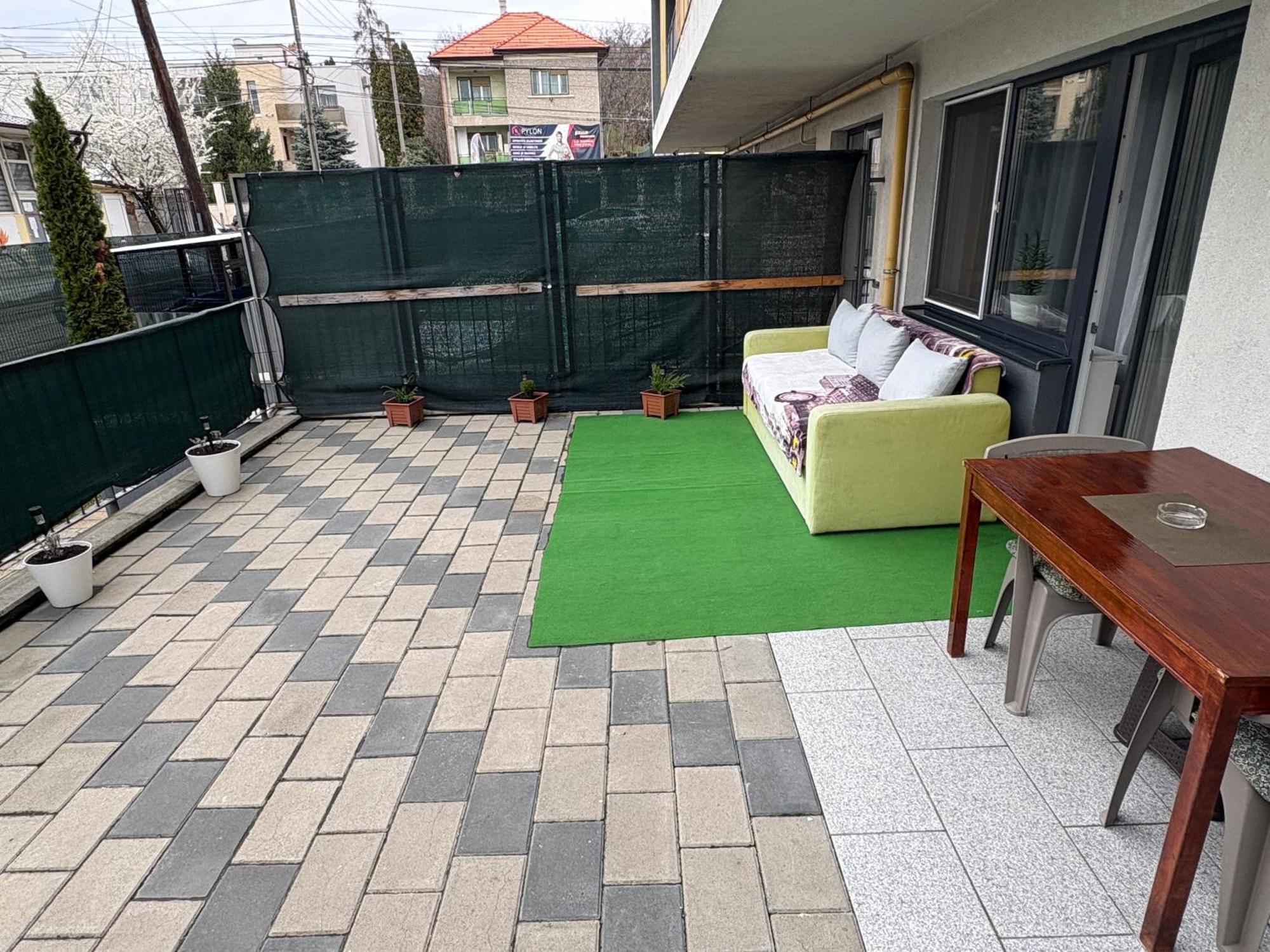 Bobo S House Lägenhet Cluj-Napoca Exteriör bild